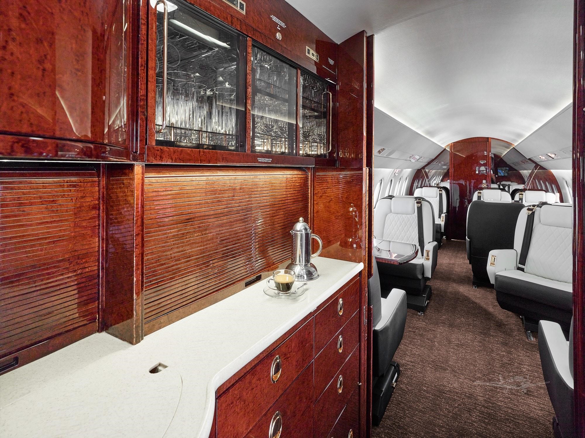 cabina Dassault Falcon 2000